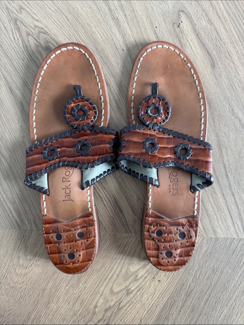 Jack Rogers Brown Leather Sandals _
- Size 8